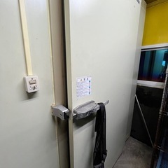 業務用冷凍室
の画像
