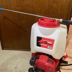 背負い式動力噴霧器