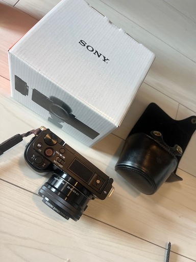【美品】SONY ZV-E10L/BQ パワーズームレンズキット ブラック 
