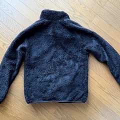 プーマジャンパーの画像