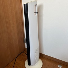 スリムタワーファンヒーター
