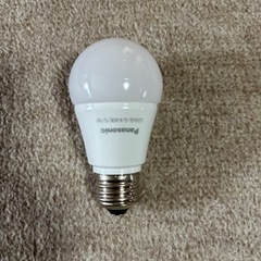 ほぼ新品？PanasonicLED電球その2の画像