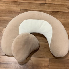 エールべべ　授乳クッション　3way