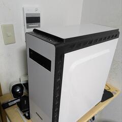 PCケース白