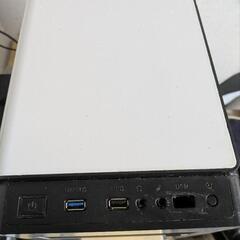 PCケース白の画像