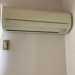 取り外しのできる方！ルームエアコン