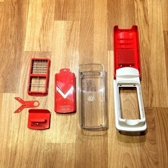 【新品未使用】Genius スライサー 赤の画像