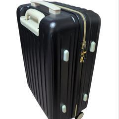 キャリーケース　sサイズ　機内持ち込み可能の画像