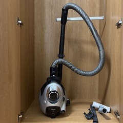 【お譲り先決定】シャープ製　掃除機の画像