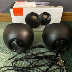 クリエイティブ　PEBBLEスピーカーの画像