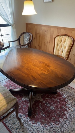 カリモクダイニングテーブルのみ