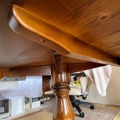 カリモクダイニングテーブルのみの画像