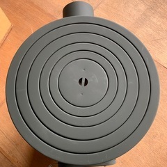 新型まきストーブ（煙突付き）の画像