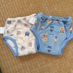 アンパンマントレーニングパンツ6層90
サイズ