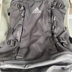 adidasリュック