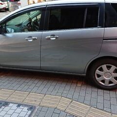 平成26年式プレマシー2000CC