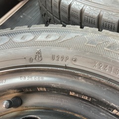 14インチ　鉄チンホイール　4本セット　スタッドレスタイヤ付き　175/65R14の画像