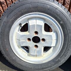 １３インチ ５J ４穴 PCD１００ オフセット３７ ハブ約６０...