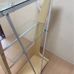 ニトリ　ガラスシェルフ　ガラス棚　デザインラックの画像