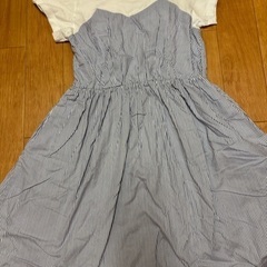 キッズ　女児　120〜130 まとめ売り　春〜夏服　中古品　カーディガン　ワンピース&トップス　寝巻きの画像