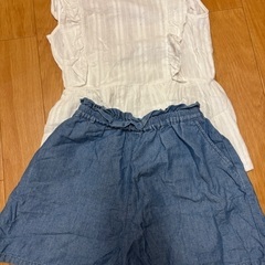 キッズ　女児　120〜130 まとめ売り　春〜夏服　中古品　カーディガン　ワンピース&トップス　寝巻きの画像