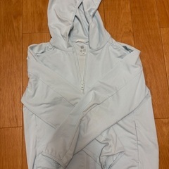 キッズ　女児　120〜130 まとめ売り　春〜夏服　中古品　カーディガン　ワンピース&トップス　寝巻きの画像
