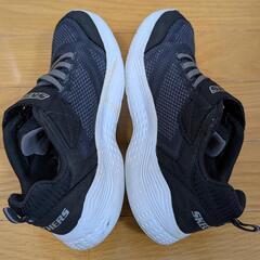 SKECHERS スニーカー 20cmの画像