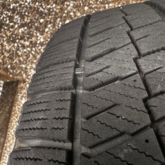 GIRO タイヤ、ホイールセットBLIZZAK　VRX2　205/55R16　の画像