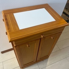 ゴミ箱の画像
