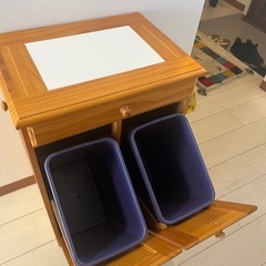 ゴミ箱の画像