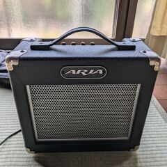 aria pro ii エレキギター　シールド・アンプ・チューナー付きの画像