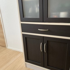 カップボード　棚の画像