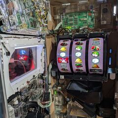 【パチスロ実機 】初代化物語　コイン不要機付きの画像