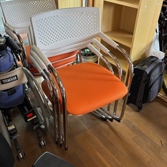 【⭐︎残り6脚】ザーマスチェア⭐︎オフィス⭐︎人気のオレンジの画像