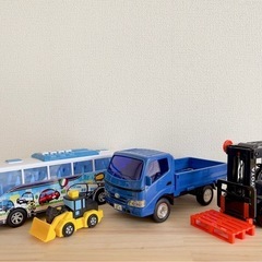 働く車、その他