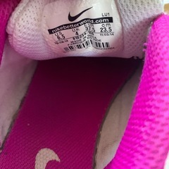 NIKEレディースシューズの画像