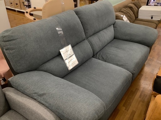 90分の無料軽トラック貸出サービス！【ニトリ】3人掛ソファ