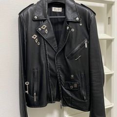 サンローラン　SAINT LAURENT ピンバッジレザージャケット
