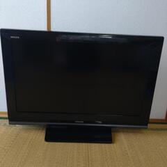テレビ　32型（REGZA）