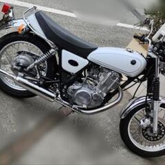 車検２年付き　希少　2004年式SR400 ホワイト　キャブ車　...