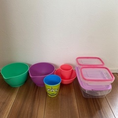 フライングタイガー食器　　タッパーなど