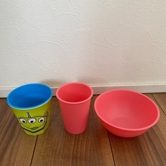 フライングタイガー食器　　タッパーなどの画像