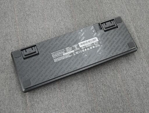 RAZER ゲーミングキーボード HUNTSMAN MINI RZ03-0339 リニアオプティカルスイッチ(赤) 入力確認済み 日本語配列 テンキーレス レーザー 札幌市 清田区 平岡