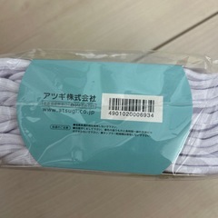 白い靴下の画像