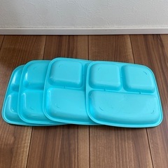 プレート4枚　食器6枚セットの画像