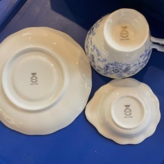 【引き取り限定】未使用品　ナルミ　ボーンチャイナ　コーヒーカップセットの画像