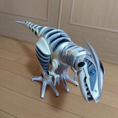 怪獣、リモコン付き