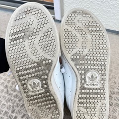 スタンスミス　ゴールドの画像