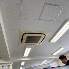 エアコン掃除手伝ってください！