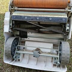 KYOCERA(RYOBI)芝刈り機 LＭ-2810　の画像